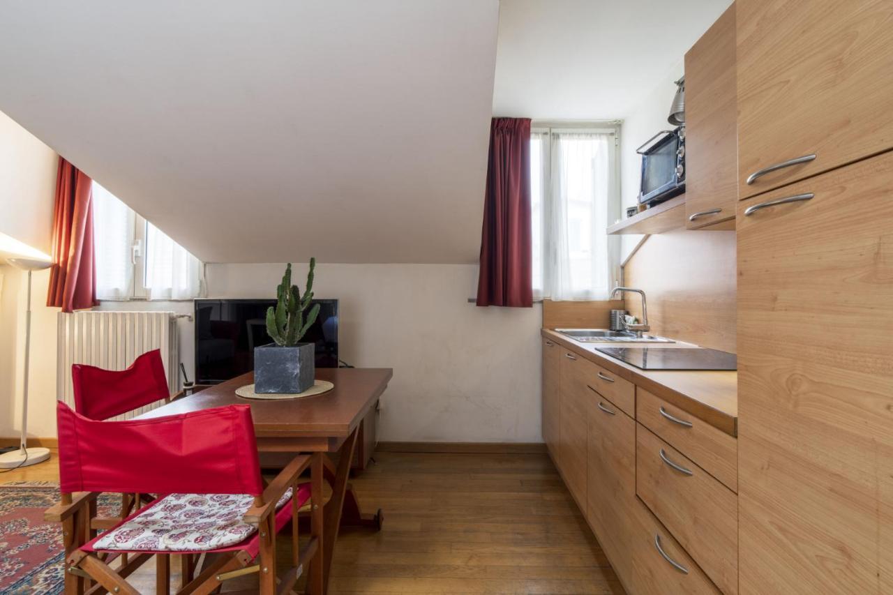 Апартаменти Easylife - Accogliente Monolocale In Zona Navigli Мілан Екстер'єр фото